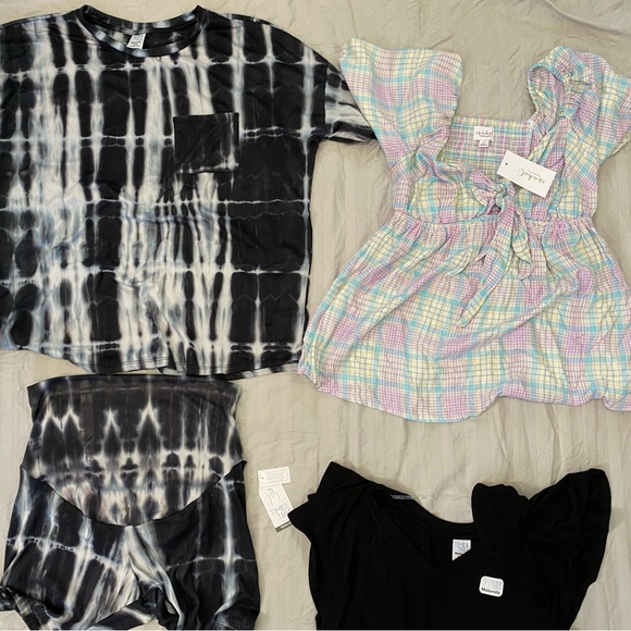 Maternity Shirts Bundle - Picture 2 of 13
